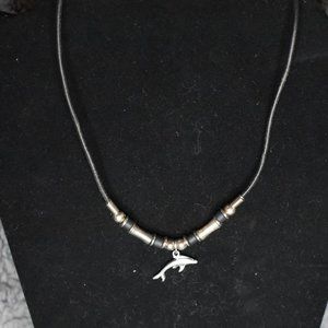 🔥 3/$15 NWT Mandalay Bay Dolphin Necklace